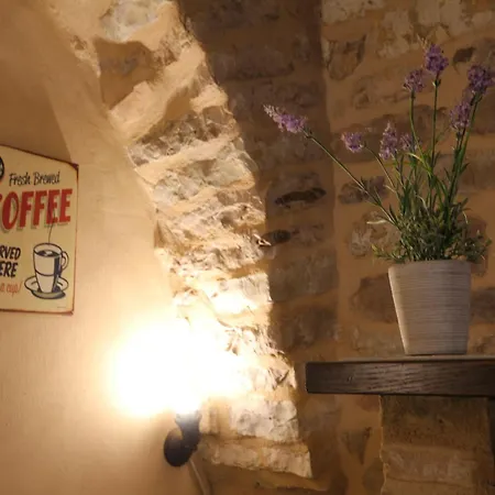 La Casina Colorata Ассизи