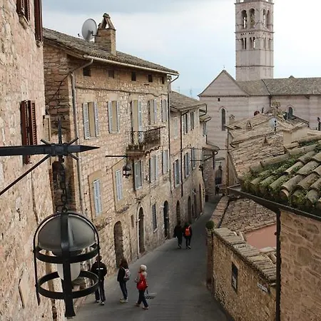 La Casina Colorata Гостевой дом Ассизи